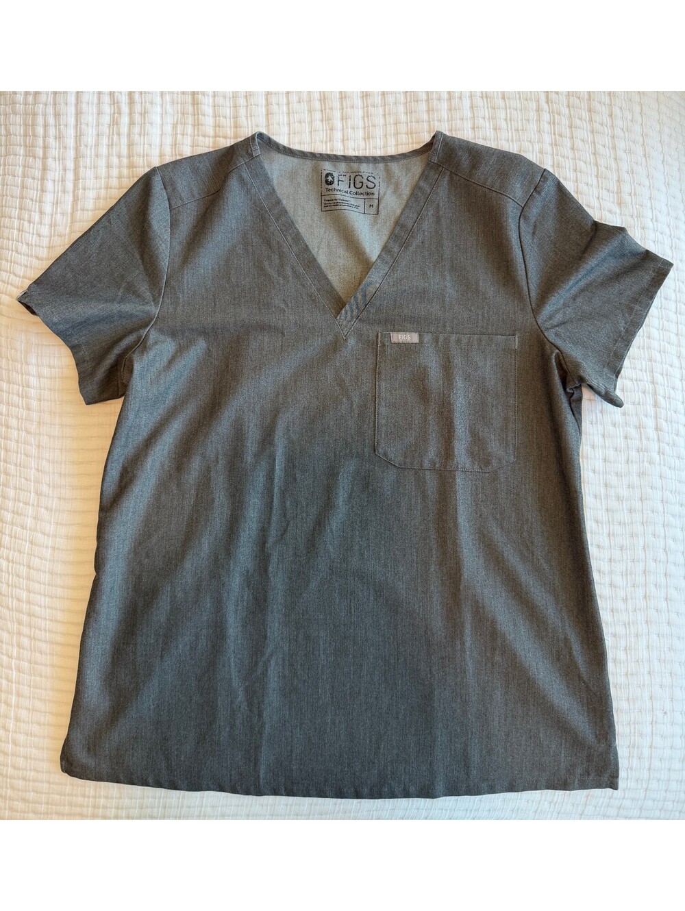 FIGS Catarina One-Pocket Scrub Top Graphite Gray Women’s Medium